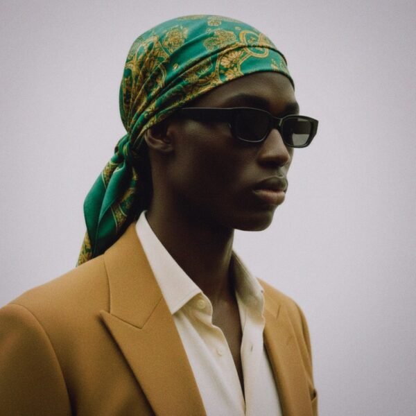 ZAMINÉRÉ — Mughal Floral Scarf